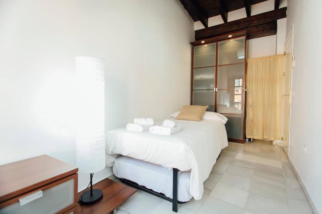 Precioso Apartamento En El Casco Antiguo De Triana セビリア エクステリア 写真