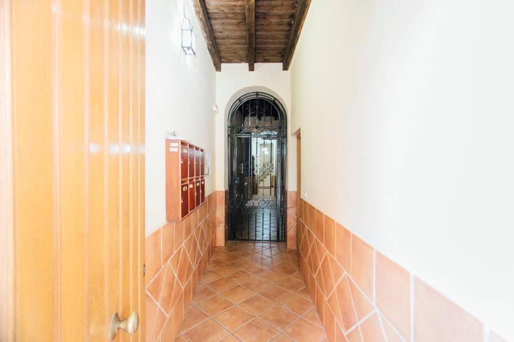 Precioso Apartamento En El Casco Antiguo De Triana セビリア エクステリア 写真