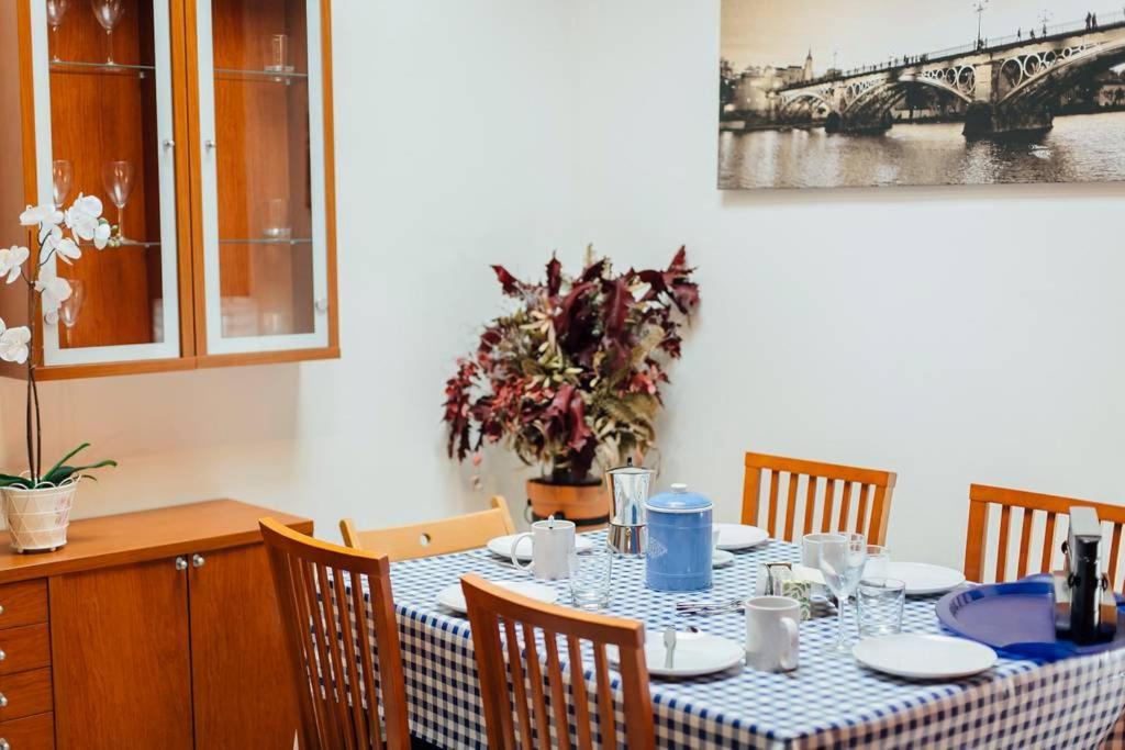 Precioso Apartamento En El Casco Antiguo De Triana セビリア エクステリア 写真