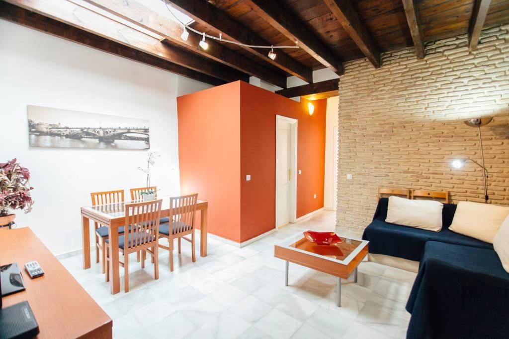 Precioso Apartamento En El Casco Antiguo De Triana セビリア エクステリア 写真
